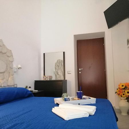 Alexia Domus Hotel Рипосто Екстериор снимка